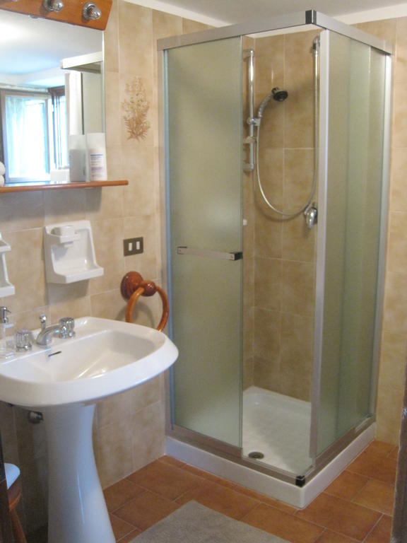 Bed & Breakfast Castello Regina Brembilla Ruang foto