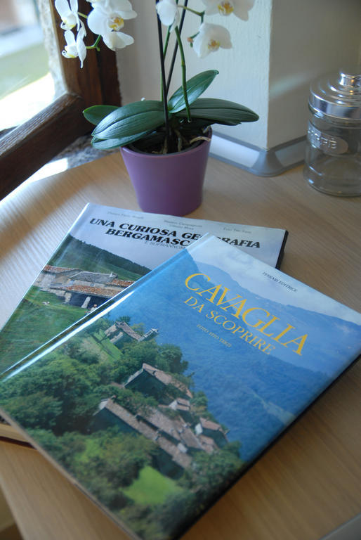 Bed & Breakfast Castello Regina Brembilla Bagian luar foto