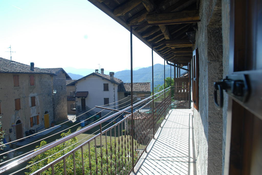 Bed & Breakfast Castello Regina Brembilla Ruang foto
